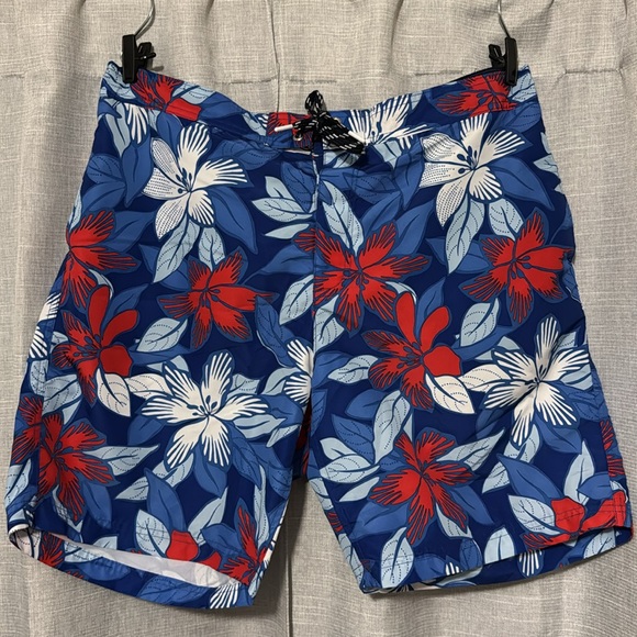 Lands End Men’s Like New Swim Trunks-Sz XL-Red/White/Blue Hibiscus Floral-Liner - Picture 1 of 14